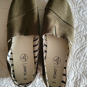 TOMS Olive Canvas Slip-On Shoes